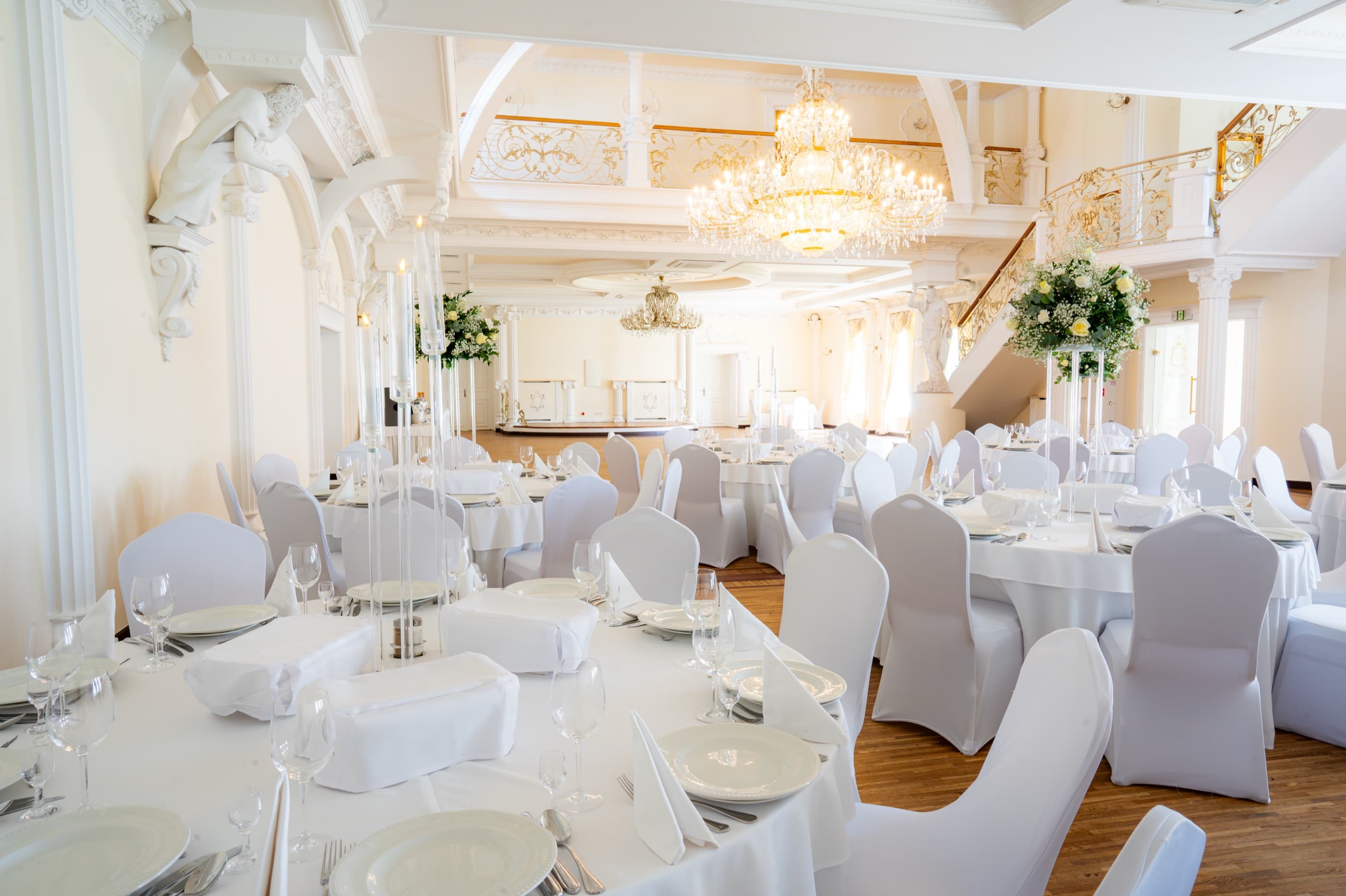 Sala Królewska przygotowana na przyjęcie weselne